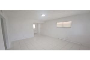 1810 S 32nd St, Fort Pierce, FL 34947 - MLS#F10528850