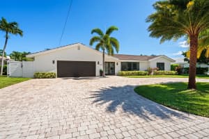 4000 NE 24th Ave, Lighthouse Point, FL 33064 - MLS#F10528866