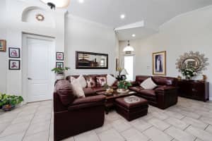 4122 NE 22nd St, Homestead, FL 33033 - MLS#F10528868