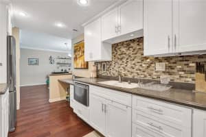 4250 Galt Ocean Dr 9R, Fort Lauderdale, FL 33308 Sold 01/01/26