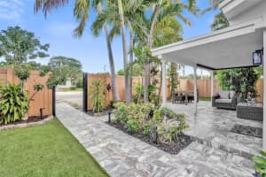 1215 NE 14th Ave, Fort Lauderdale, FL 33304 - MLS#F10528897