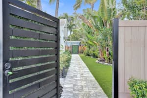 1215 NE 14th Ave, Fort Lauderdale, FL 33304 Sold 11/13/25