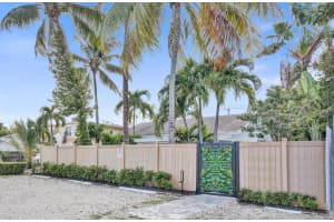 1215 NE 14th Ave, Fort Lauderdale, FL 33304 Sold 11/13/25