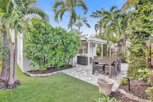 1215 NE 14th Ave, Fort Lauderdale, FL 33304 Sold 11/13/25