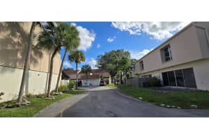 8205 NW 9th Ct 1, Plantation, FL 33324 - MLS#F10528925