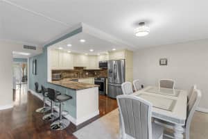 2065 Lyndhurst 2065, Deerfield Beach, FL 33442 - MLS#F10528972
