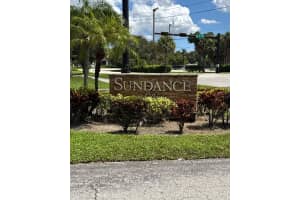 2866 S University Dr 5101, Davie