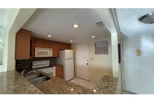 406 NW 68th Ave 310, Plantation, FL 33317 - MLS#F10528981