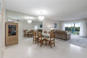 9411 N Hollybrook Lake Dr 309, Pembroke Pines, FL 33025 - MLS#F10528998