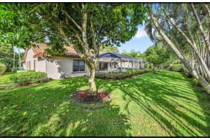 5200 NW 67th Ave, Lauderhill, FL 33319 - MLS#F10529001