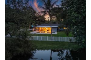 4000 109th Ave, Davie, FL 33328 - MLS#F10529014
