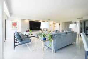 2450 Presidential Way, West Palm Beach, FL 33401 - MLS#F10529048