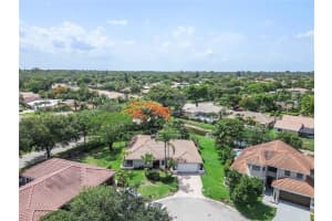 6351 NW 52nd St, Coral Springs, FL 33067 - MLS#F10529095