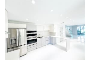 1549 Barcelona Way, Weston, FL 33327 - MLS#F10529105