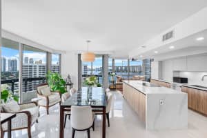 3500 Mystic Pointe Dr 1808, Aventura