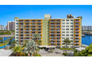 2900 NE 30th St G-1, Fort Lauderdale, FL 33306 - MLS#F10529132