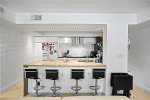 2900 30th Street, Fort Lauderdale, FL 33306 - MLS#F10529132