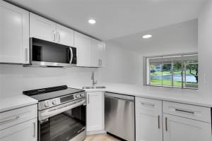 5980 NW 64th Ave 111, Fort Lauderdale, FL 33319 Sold 11/13/25