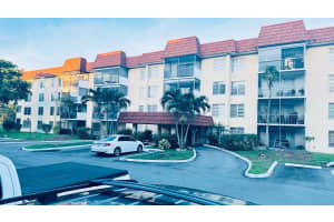 4170 Inverrary Drive 105, Lauderhill, Fl 33319, Lauderhill