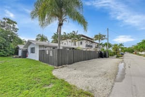 1021 NE 2nd St 3, Fort Lauderdale, FL 33301 - MLS#F10529197
