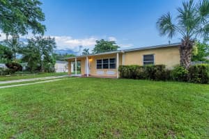 3341 NW 7th St, Lauderhill, FL 33311 - MLS#F10529228