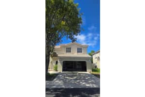 1512 SW 106th Ave, Pembroke Pines, FL 33025 - MLS#F10529236