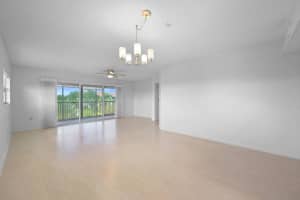 550 SW 137th Ave 401L, Pembroke Pines, FL 33027 - MLS#F10529245