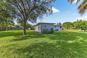 206 NW 5th Avenue, Boynton Beach, FL 33435 Sold 12/05/25