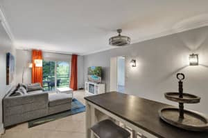 1407 NE 56th St 202, Fort Lauderdale, FL 33334 - MLS#F10529286