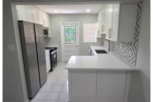 8-10 SE 12th St 2, Dania Beach, FL 33004 - MLS#F10529294