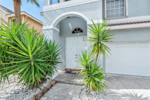 6911 Sea Daisy Dr, Lake Worth, FL 33462 - MLS#F10529331