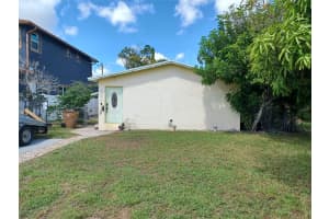 163 SW 4th St, Deerfield Beach, FL 33441 Sold 12/29/25