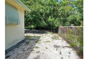 163 SW 4th St, Deerfield Beach, FL 33441 Sold 12/29/25