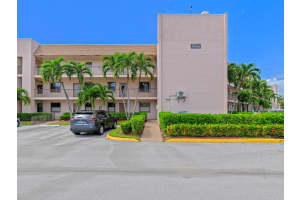 10402 Sunrise Lakes Blvd 312, Sunrise, FL 33322 - MLS#F10529357