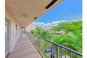 10402 Sunrise Lakes Blvd 312, Sunrise, FL 33322 - MLS#F10529357