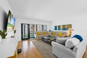 5100 N Ocean Blvd 702, Lauderdale By The Sea, FL 33308 - MLS#F10529370
