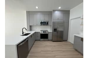 1920 Madeira Dr, Weston