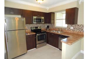 1100 SE 4th Avenue 27, Deerfield Beach, FL 33441 - MLS#F10529373