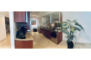 1850 S Ocean Dr 4202, Hallandale Beach, FL 33009 - MLS#F10529374