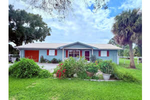 393 SW 72nd Ter, Okeechobee, FL 34974 - MLS#F10529389