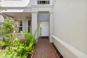 1085 W Lake St, Hollywood, FL 33019 - MLS#F10529406