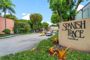 10810 N KENDALL DRIVE Q5, Miami, FL 33176 - MLS#F10529408