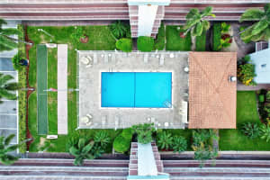 4629 Poinciana St 204, Lauderdale By The Sea, FL 33308 - MLS#F10529452