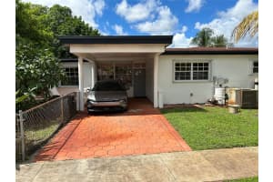 4500 Nw 41st St, Lauderdale Lakes