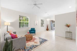 2561 E Aragon Blvd 1, Sunrise, FL 33313 - MLS#F10529504