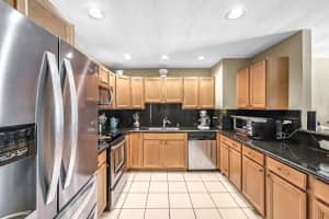 801 NW 26th St, Wilton Manors, FL 33311 - MLS#F10529510