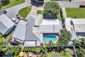 2817 NE 10th Ave, Wilton Manors, FL 33334 - MLS#F10529528