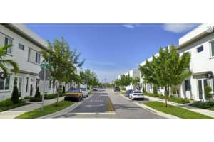 10351 Nw 102 Pl, Doral