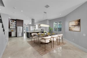 704 SW 16th St, Fort Lauderdale, FL 33315 - MLS#F10529598