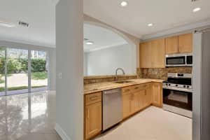 105 Bella Vita Dr, Royal Palm Beach, FL 33411 - MLS#F10529599